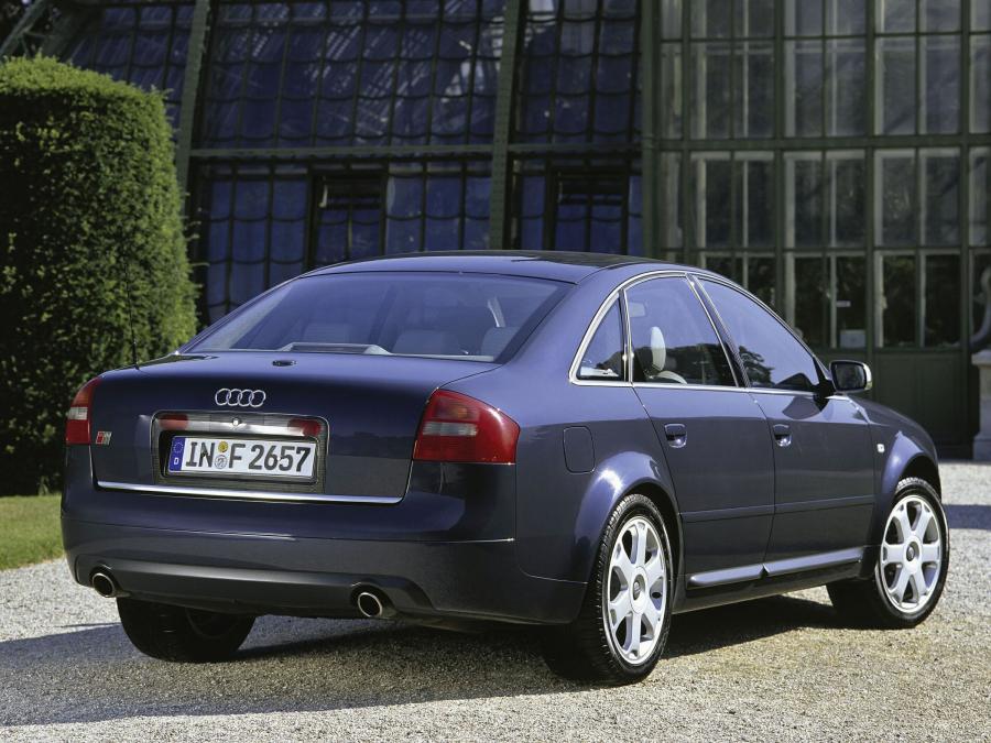  Audi S6 Sedan (4B, C5) 1999 года  (фото 2 из 12)